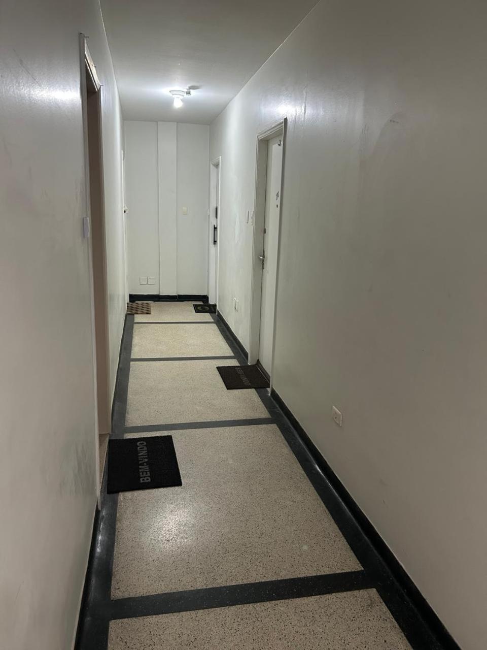Apartamento Lindo, E Sala, 100 Metros Da *