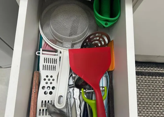 Apartamento Lindo, Quarto E Sala, 100 Metros Da Praia