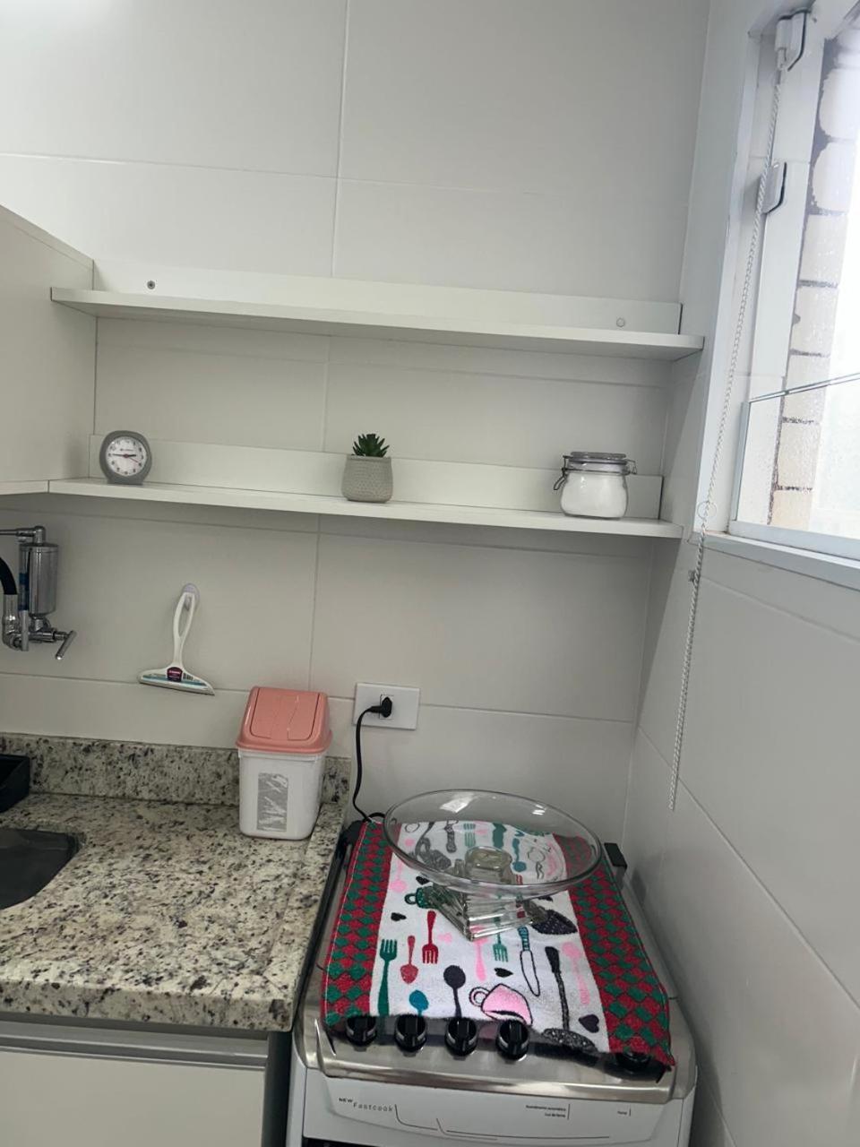 Apartment Lindo, E Sala, 100 Metros Da Santos (Sao Paulo)