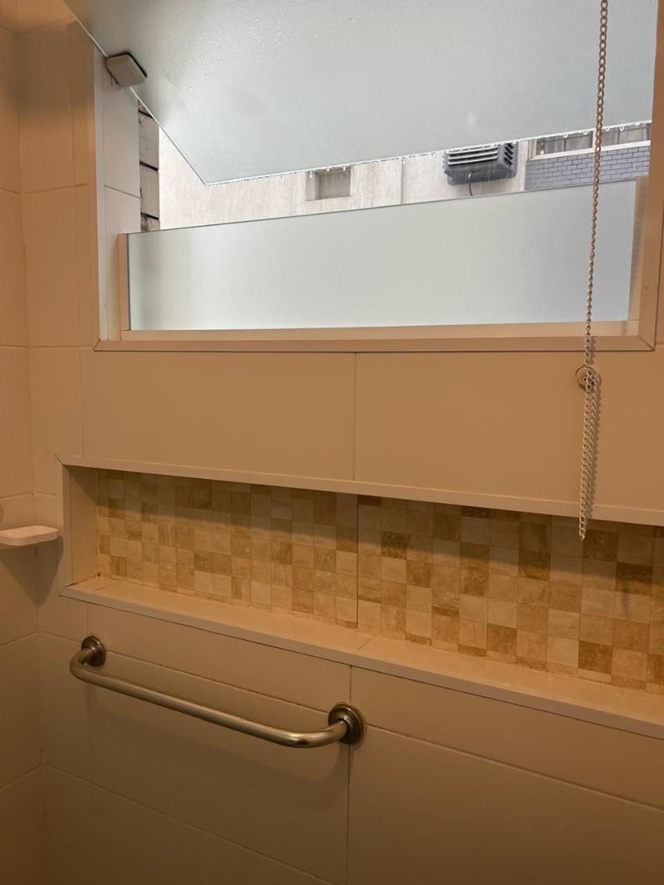 Apartment Lindo, E Sala, 100 Metros Da Santos (Sao Paulo)